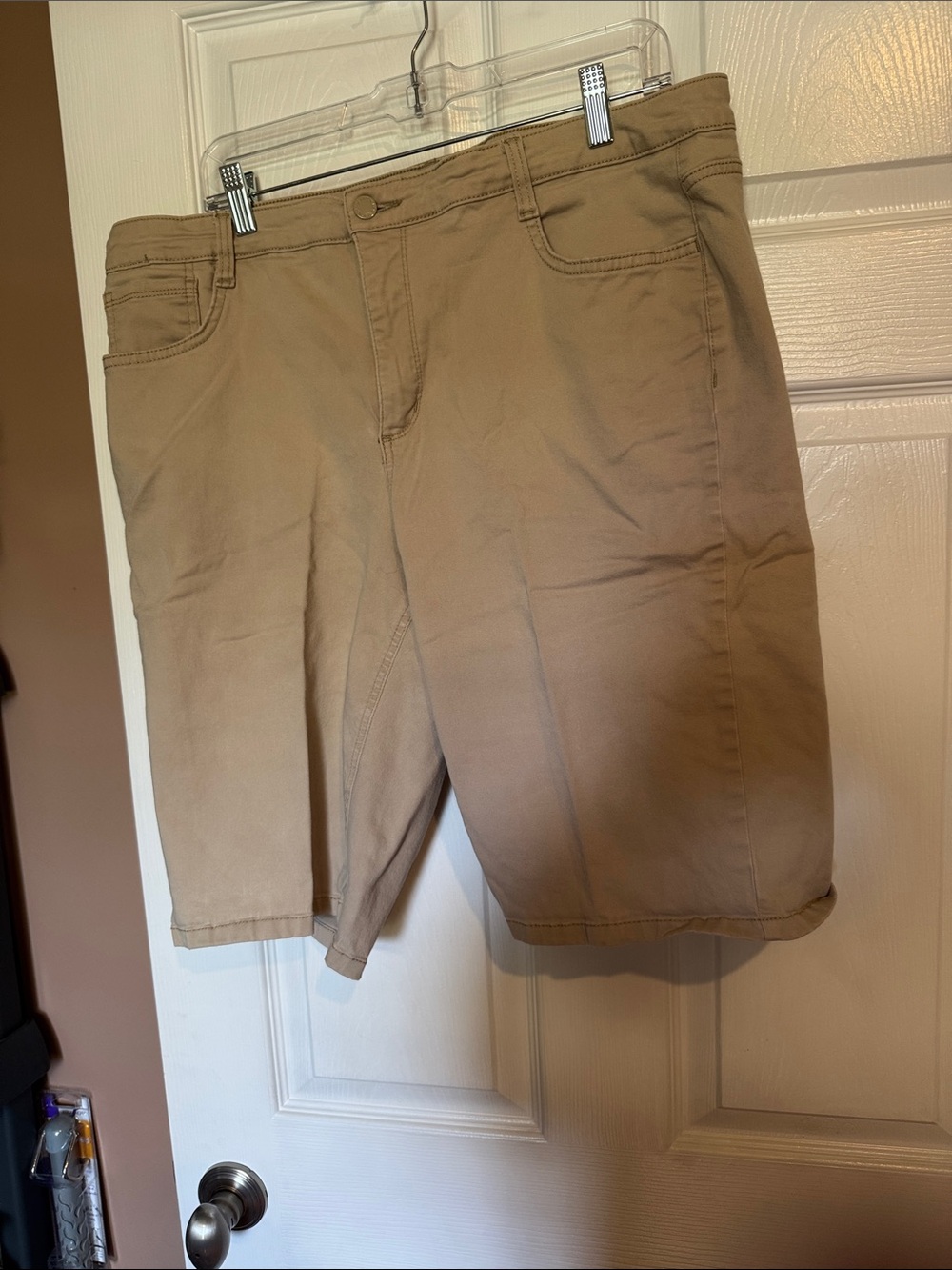 Women's Classic Khaki Stretch Shorts